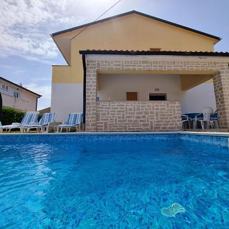 Ara-Zarok Villa Baška Екстериор снимка